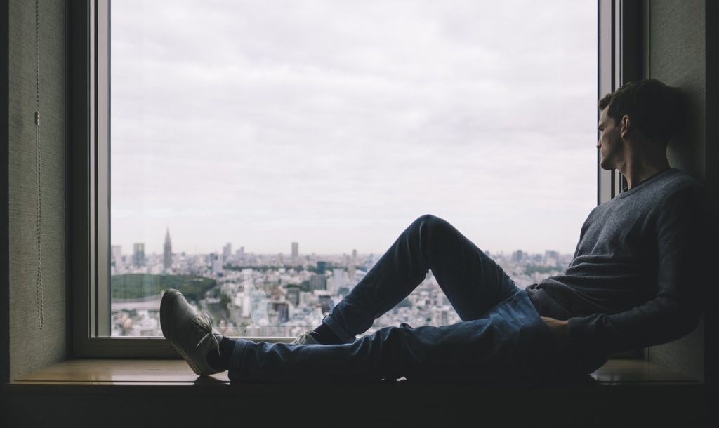 4 Ways to Lift Yourself Out of Loneliness